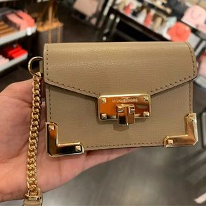 MICHAEL KORS Kinsley Accordion Wallet
